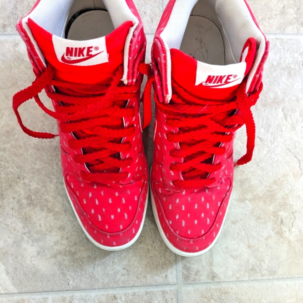 NIKE DUNK high top women's wedges size 8